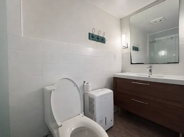 975 Aubeneau Cres, West Vancouver, BC V7T 1T4