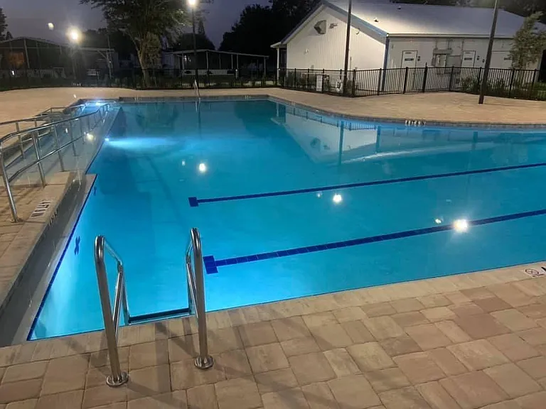1715 E Manatee Loop — Photo 26
