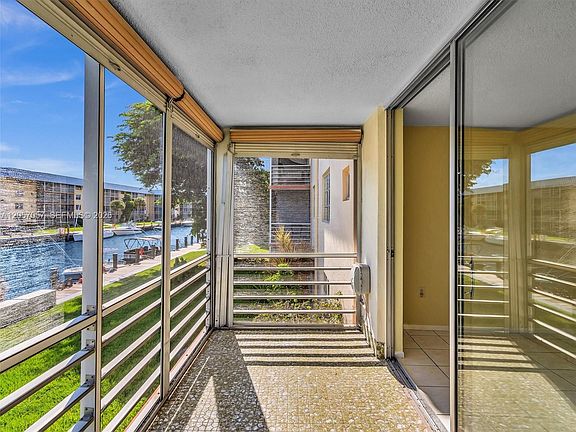 4th image of 3600 NE 170th St APT 211