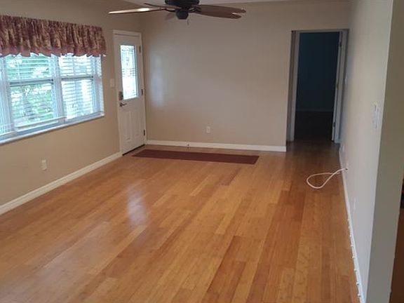 4th image of 4210 28th Ave N