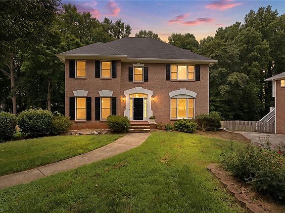 2nd image of 5412 Kingsbridge Rd