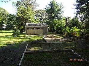 5th image of 330 Anthony Ave
