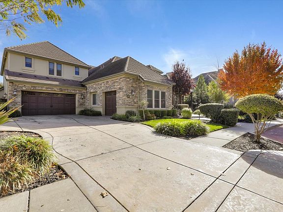 3rd image of 4700 Waterstone Dr
