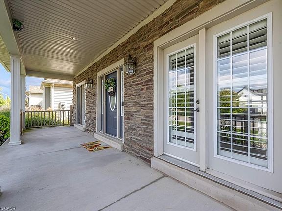 3rd image of 152 Sunrise Ct
