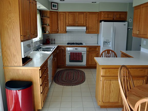 5th image of 1209 E Campbell St