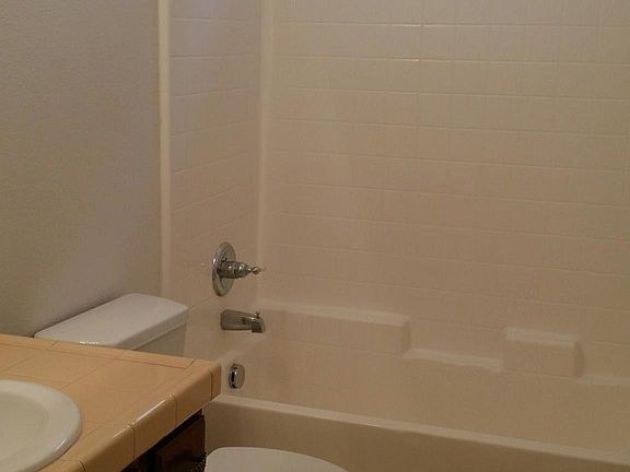 BATHROOM DOWNSTAIRS