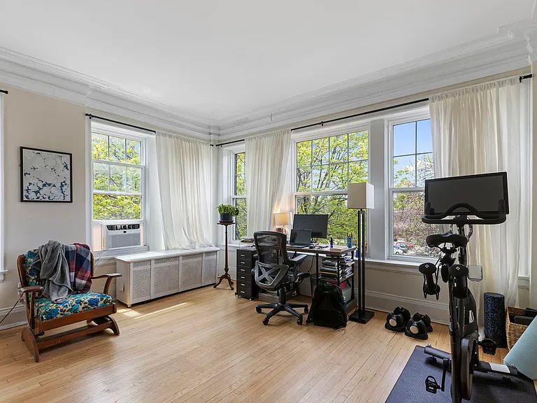 5332 S Cornell Ave #1 — Photo 6