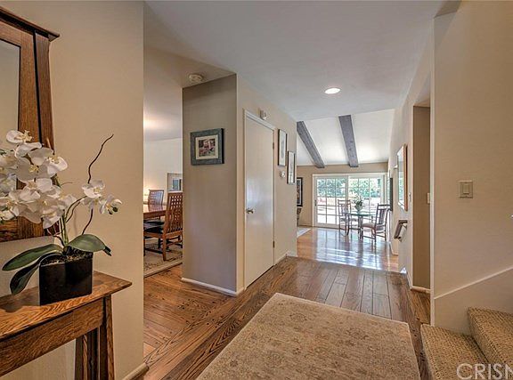 3rd image of 4532 Cezanne Ave