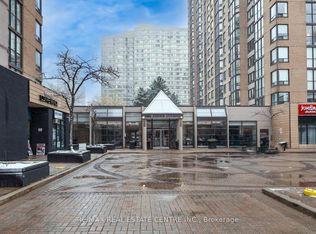 285 Enfield Pl #209, Mississauga, ON L5B 3Y6