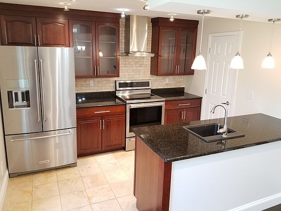3rd image of 807 Red Fern Ct