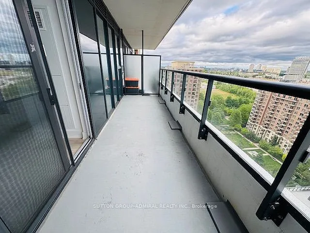 10 Inn On The Park Dr #1605 — Photo 18