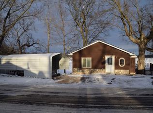 29815 Glader Blvd, Lindstrom, MN 55045