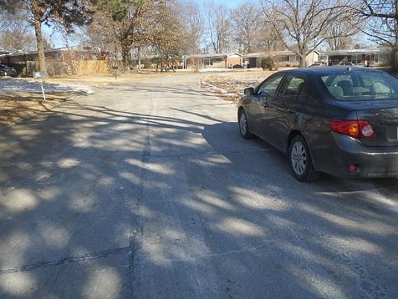 5th image of 1848 Kilrea Dr