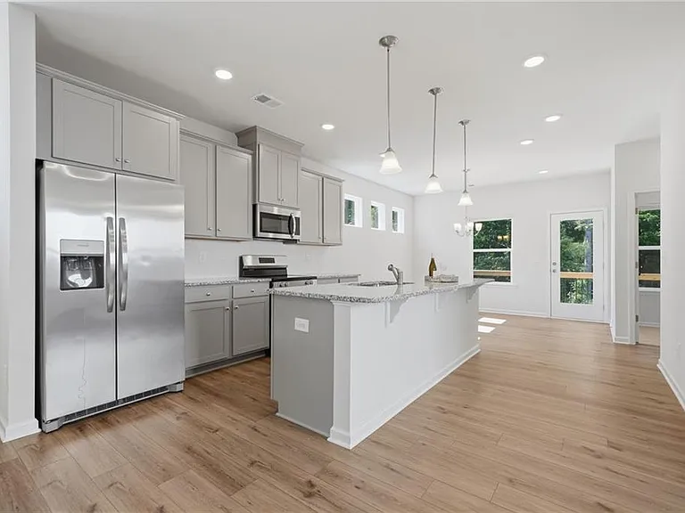 1670 Eagle Dr — Photo 10