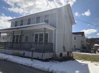 135 Railroad St, Hooversville, PA 15936