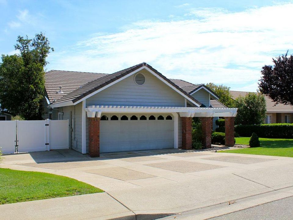 2nd image of 1247 River Ridge Dr