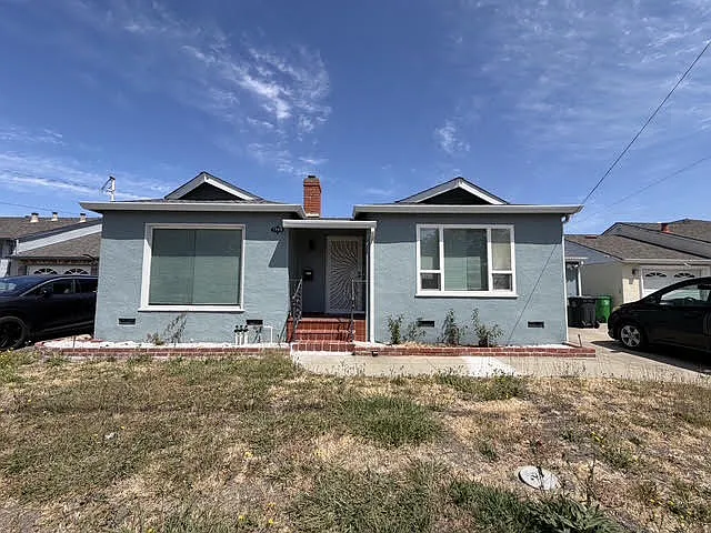 1269 Chapel Ave — Photo 1