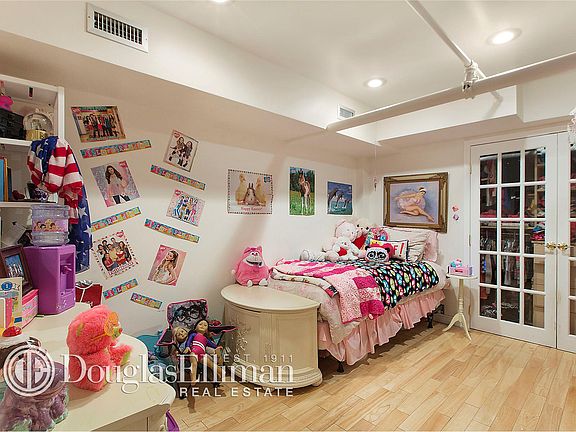 3rd image of 407 E 91st St APT 1D