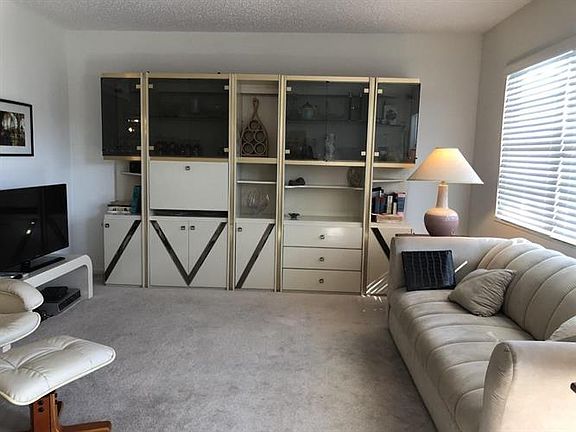5th image of 1067 Cambridge #D
