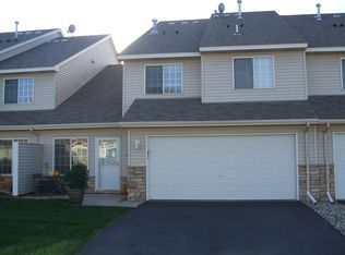 864 Ferdinand Dr, Shakopee, MN 55379