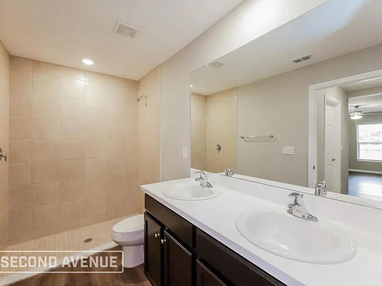 17124 Johns Ave — Photo 16