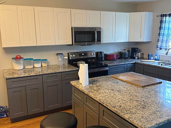 5th image of 1241 15th St SW