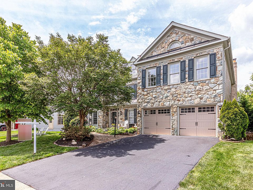 12664 Crabtree Falls Dr, Bristow, VA 20136 Zillow