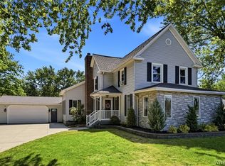 4611 Shisler Rd, Clarence, NY 14031