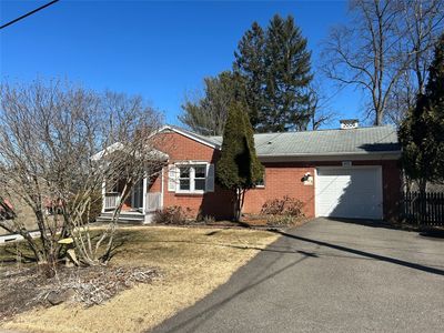 413 Winston Dr, Vestal, NY, 13850