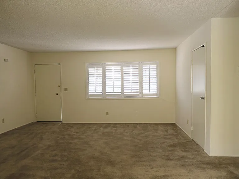 5362 Hollister Ave #19 — Photo 2