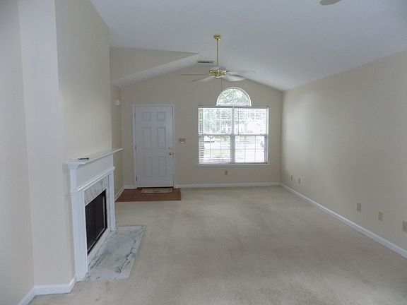 2nd image of 1129 Lantern Creek Ct