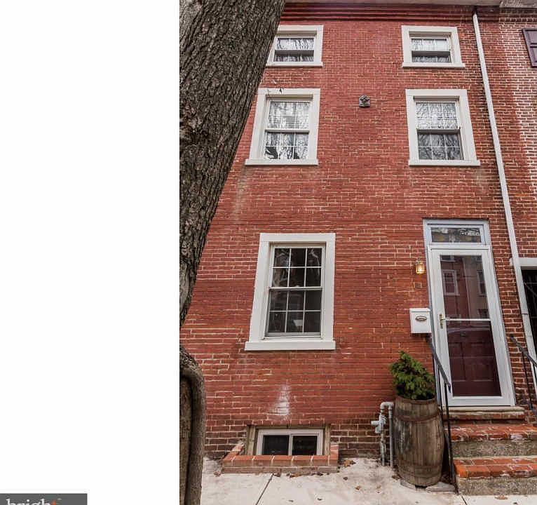 1st image of 141 E Miner St