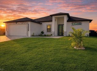 1102 NE 14th Ave, Cape Coral, FL 33909