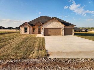 5804 NE Minnow Ln, Elgin, OK 73538