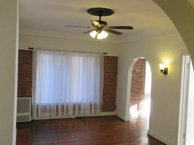 654 S Detroit St #306 — Photo 5