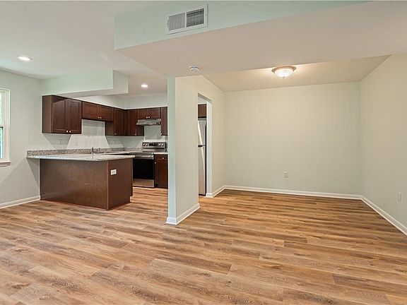 5th image of 2121-23 Neyrey Dr