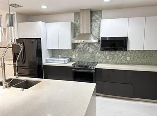 499 Conservation Dr, Fort Lauderdale, FL 33327