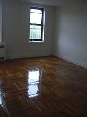 Rented by Leonidas Realty | media 1