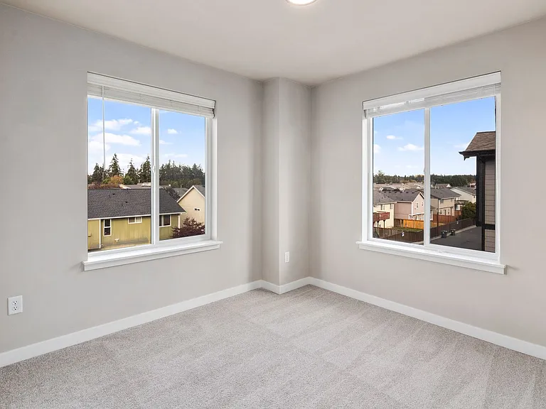 Rainier View Court Townhomes — Photo 43