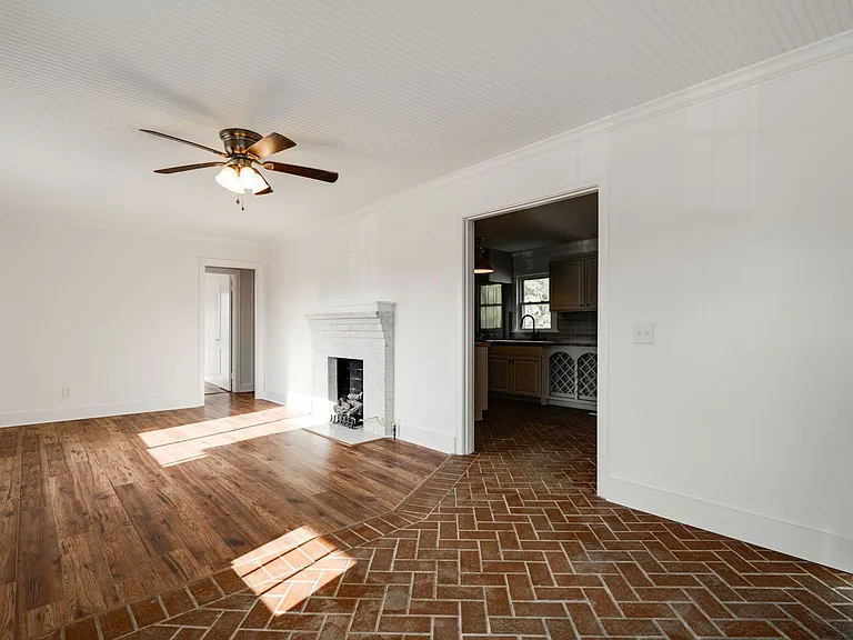 1511 Springvale Rd — Photo 3