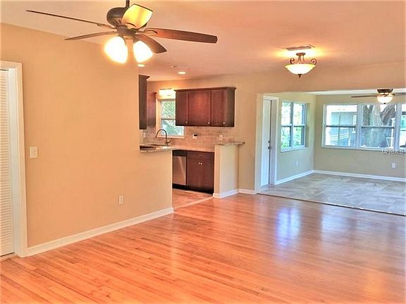 3rd image of 1418 Barbara Ave