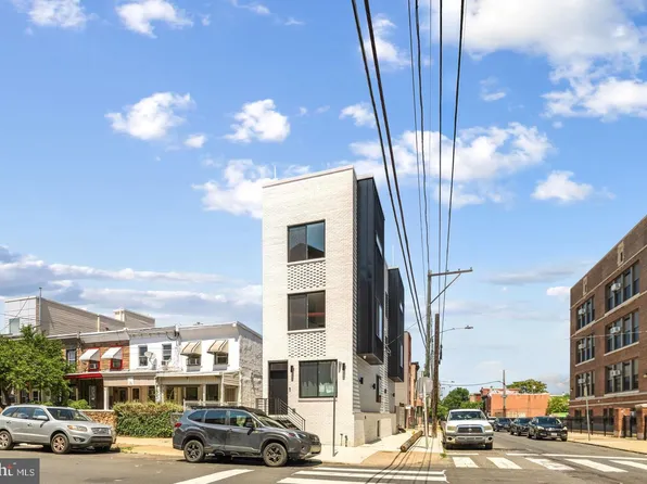 2053 E Cumberland St, Philadelphia, PA 19125