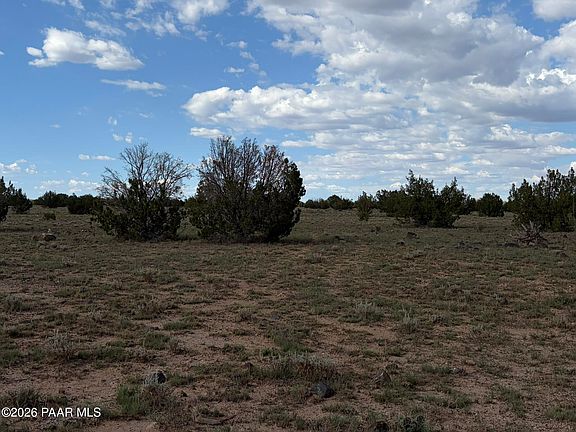 5th image of 59S W Rocky Rabbit Rd