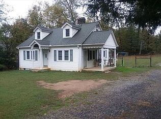 1325 Laurel Rd E, Greenwood, SC 29649
