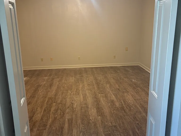 210 Curve Dr — Photo 8