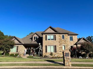13908 Fern Valley Ln, Little Rock, AR 72211
