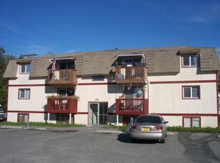 2213 Lathrop St APT 4, Fairbanks, AK 99701