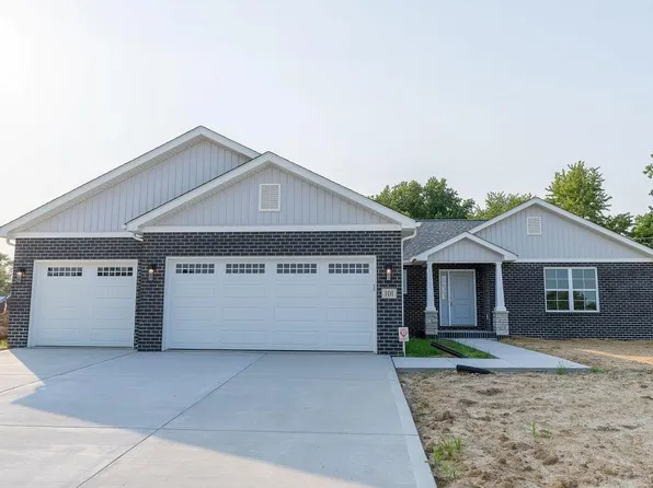 101 Silver Creek Ct, Mascoutah, IL 62258