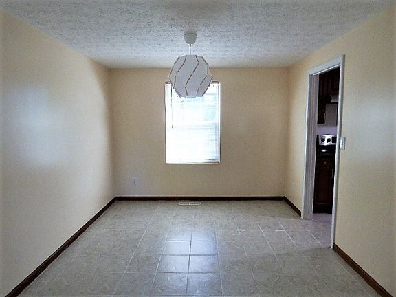 5th image of 1276 Laurel Green Pl