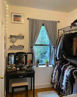 Rented by Crosstown Apartments NYC | media 50